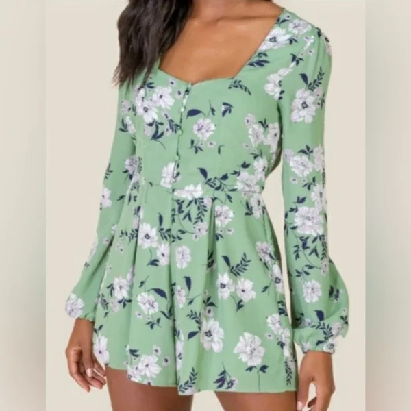 Pehnawa Green Floral Summer Romper for Women – Beachwear Style